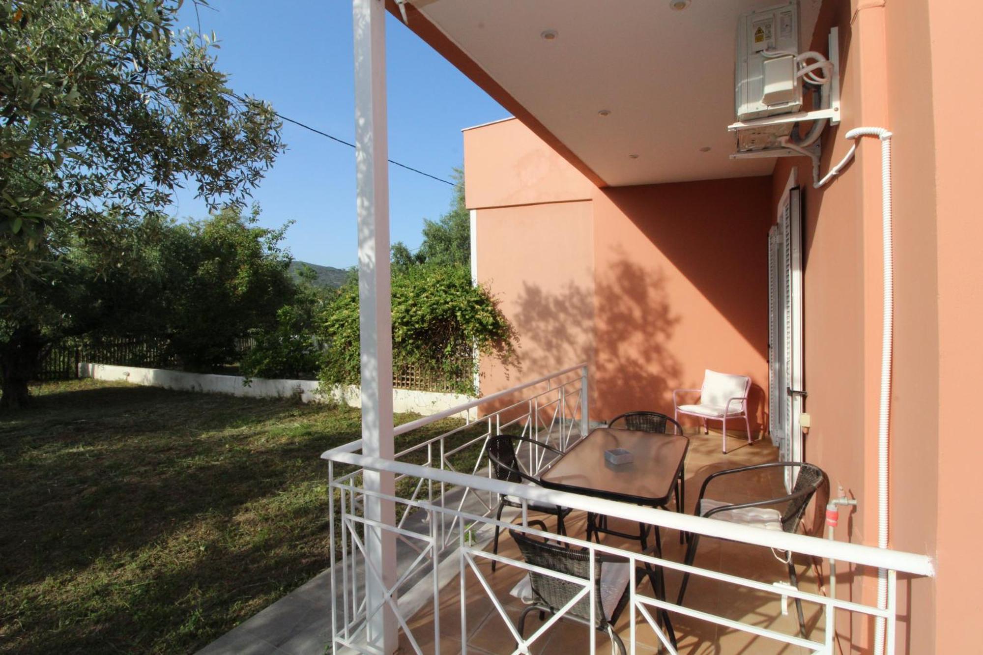Laconian Collection Mavrovouni Beach House Гитион Экстерьер фото