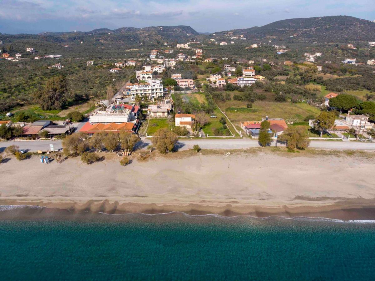 Laconian Collection Mavrovouni Beach House Гитион Экстерьер фото