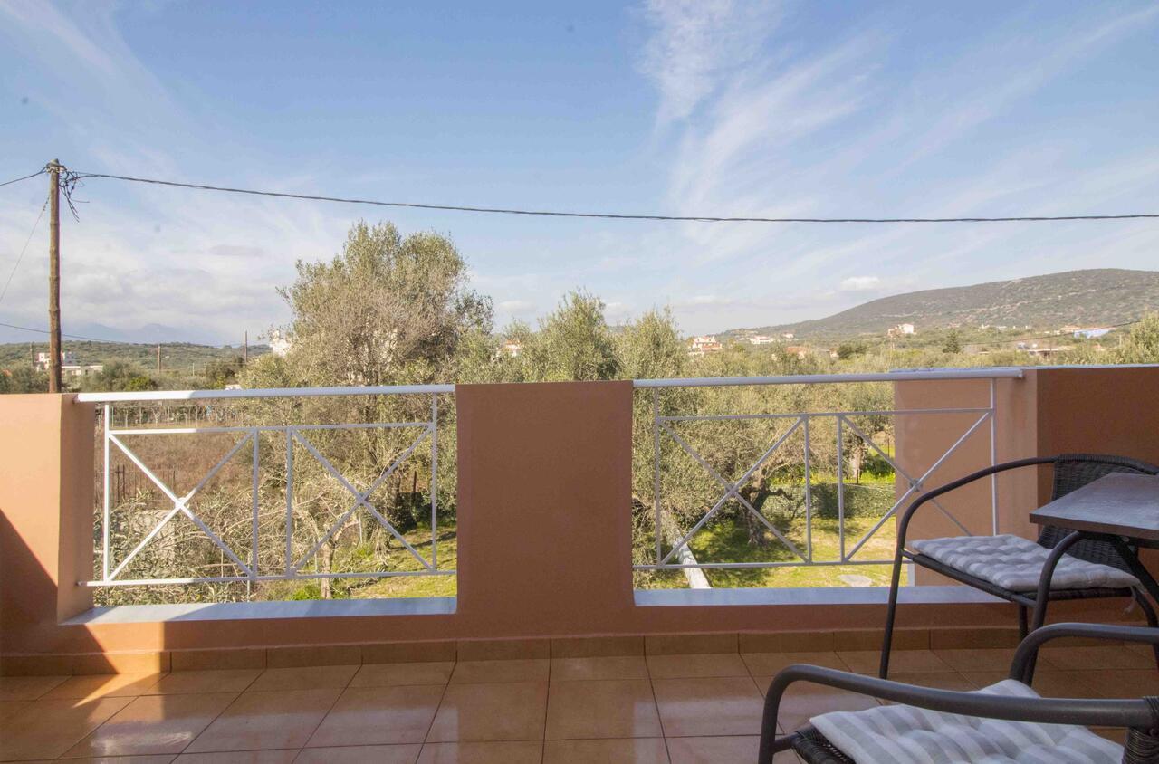 Laconian Collection Mavrovouni Beach House Гитион Экстерьер фото